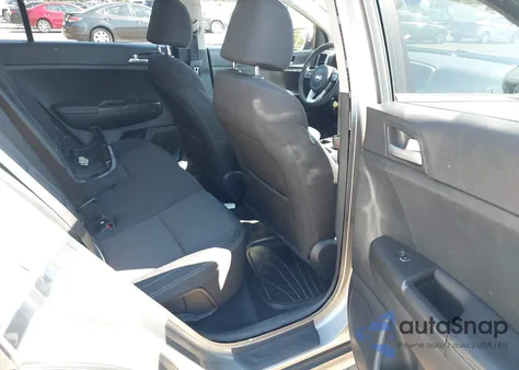 2020 Kia Sportage Lx z USA, uszkodzony, nr VIN KNDPMCAC9L7629703